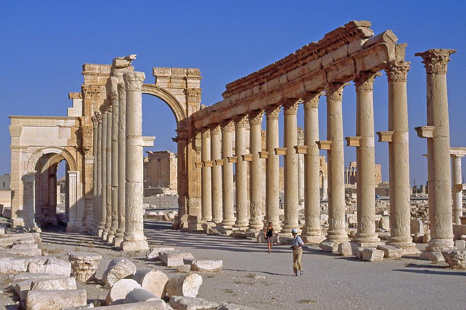 D:\DataFoto\Dia's - Reizen\1990-08-05 Syrie - Jordanie\10 Palmyra\Best Of\Syri0240x.jpg