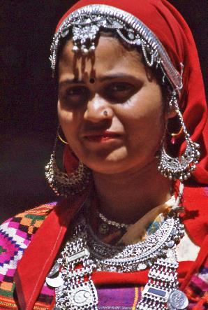 D:\DataFoto\Dia's - Reizen\1995-07-16 Ladakh\02 Manali\Best Of\Ldak0093y.jpg