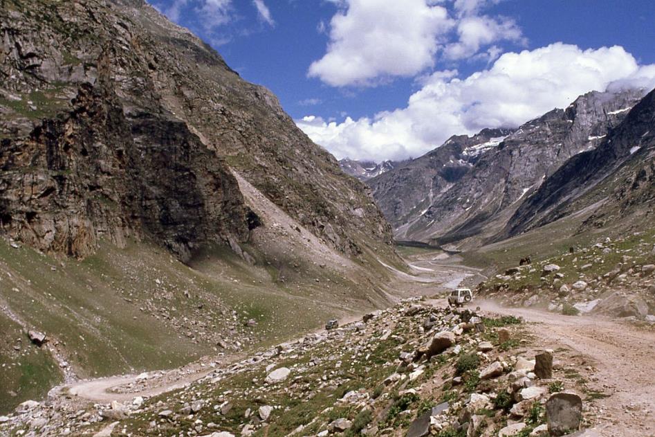 D:\DataFoto\Dia's - Reizen\1995-07-16 Ladakh\03 Naar Kaza\Best Of\Ldak0140y.jpg
