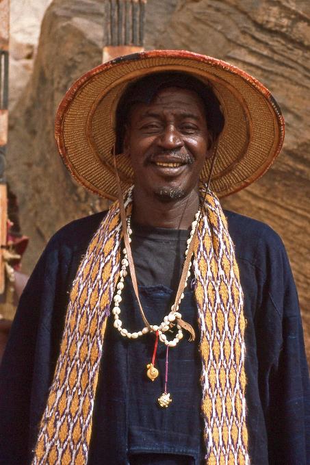 D:\DataFoto\Dia's - Reizen\1998-04-04 Mali - Burkina Faso\09 Dogonland\03 Maskerdans\Best Of\MaBu1299y.jpg