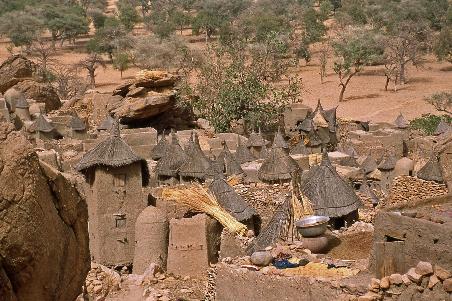 D:\DataFoto\Dia's - Reizen\1998-04-04 Mali - Burkina Faso\09 Dogonland\04 Amani\Best Of\MaBu1312y.jpg