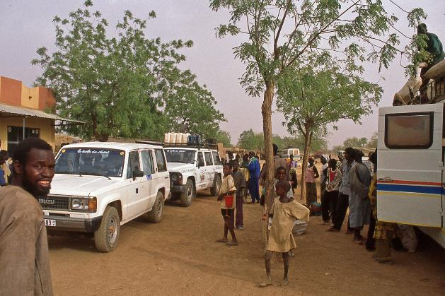 D:\DataFoto\Dia's - Reizen\1998-04-04 Mali - Burkina Faso\08 Naar Dogonland\Best Of\MaBu1257y.jpg
