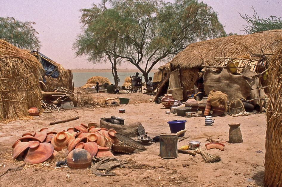 D:\DataFoto\Dia's - Reizen\1998-04-04 Mali - Burkina Faso (herschikt)\11 Op de Niger – Dag 1\Best Of\MaBu1412y.jpg