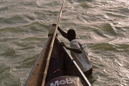 D:\DataFoto\Dia's - Reizen\1998-04-04 Mali - Burkina Faso (herschikt)\12 Op de Niger – Dag 2\Best Of\MaBu1470y.jpg