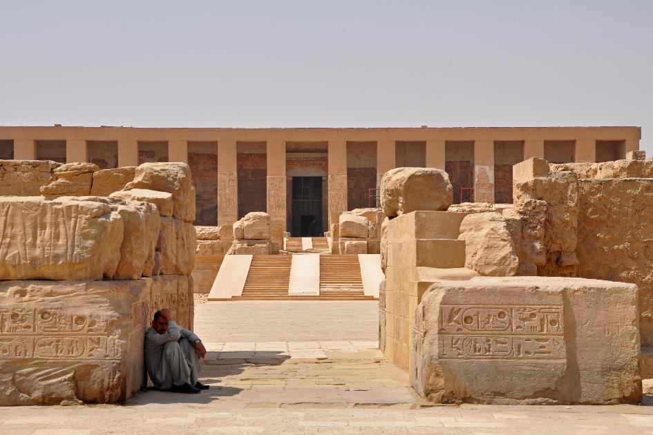 D:\DataFoto\Foto's - Reizen\2010-04-04 Egypte (herschikt)\13 Abydos\Best Of (herschikt 2)\01 Portiek\EGYP1309y.jpg