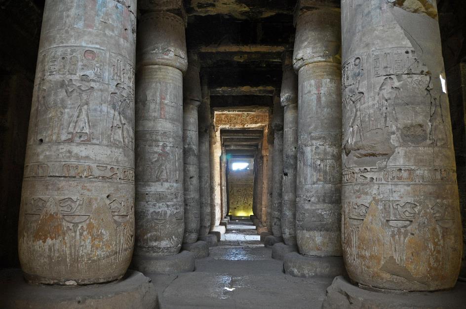 D:\DataFoto\Foto's - Reizen\2010-04-04 Egypte (herschikt)\13 Abydos\Best Of (herschikt 2)\02 Zuilenzaal\EGYP1331y.jpg