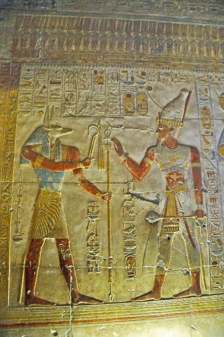 D:\DataFoto\Foto's - Reizen\2010-04-04 Egypte (herschikt)\13 Abydos\Best Of (herschikt 2)\37 Schrijn Osiris - Wepwawet en Seti\EGYP1363y.jpg