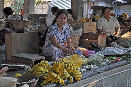 D:\DataFoto\Foto's - Reizen\2014-04-05 Darjeeling - Sikkim - Bhutan\05 Phuentsholing\BHUT1451y.jpg