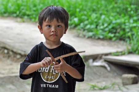 D:\DataFoto\Foto's - Reizen\2016-03-26 Borneo\03 Mulu NP - Penan\BORN0302y.jpg