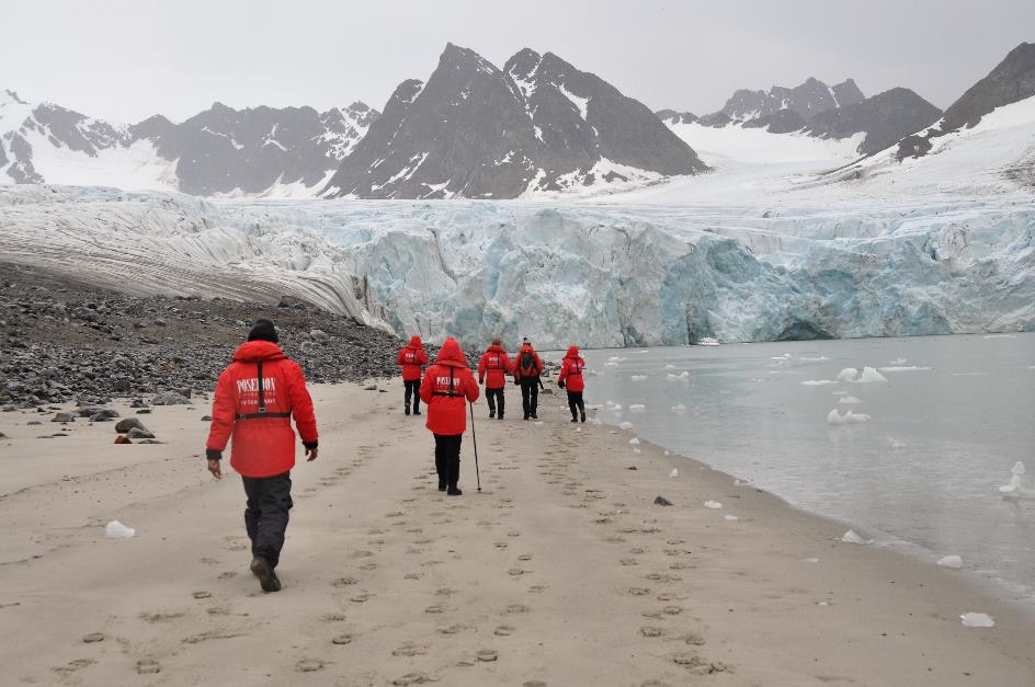 D:\DataFoto\Foto's - Reizen\2018-07-18 Spitsbergen\03 Magdalenefjorden\Werkmap\SPIT0385x.jpg