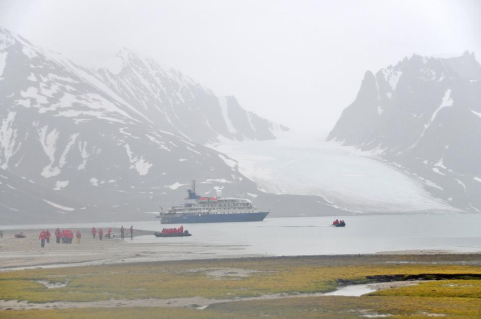 D:\DataFoto\Foto's - Reizen\2018-07-18 Spitsbergen\03 Magdalenefjorden\Best Of\SPIT0417y.jpg