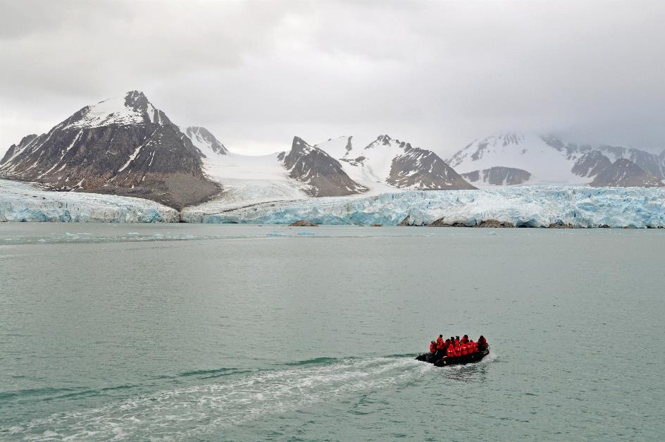 D:\DataFoto\Foto's - Reizen\2018-07-18 Spitsbergen\04 Smeerenburgfjorden\Best Of\SPIT0443y.jpg