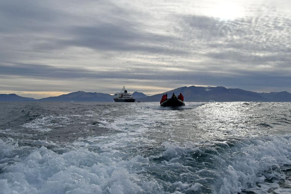 D:\DataFoto\Foto's - Reizen\2022-08-30 Noordoost-Groenland\09 Keizer Frans Jozeffjord\Best Of\GROE1460y.jpg
