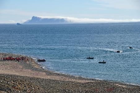 D:\DataFoto\Foto's - Reizen\2022-08-30 Noordoost-Groenland\07 Dødemanndsbugten\Best Of\GROE1067y.jpg