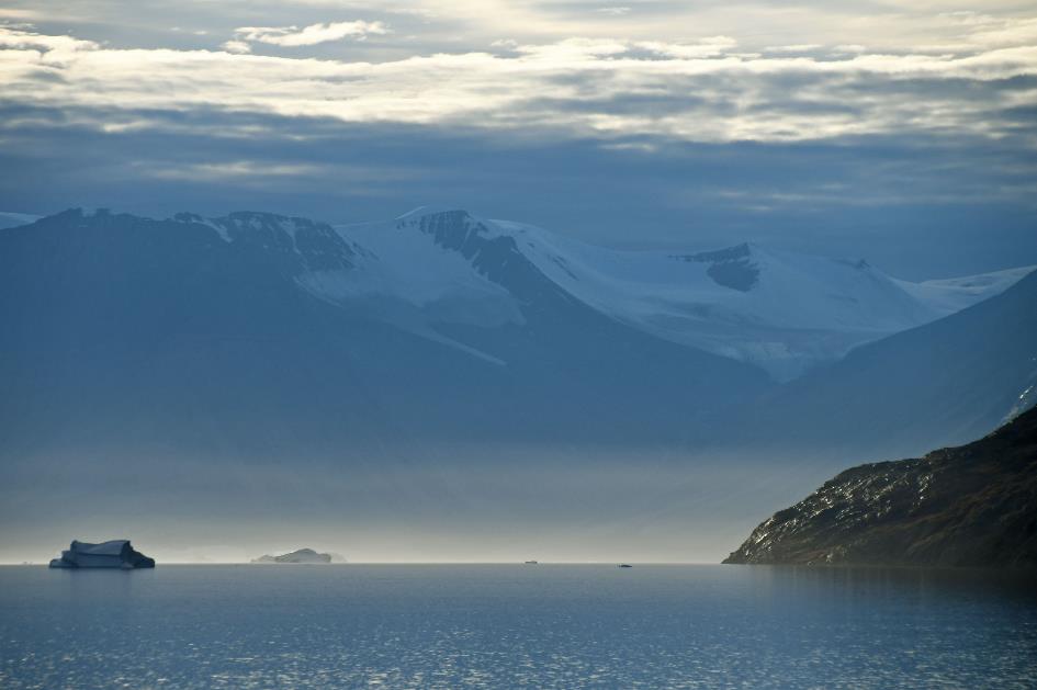 D:\DataFoto\Foto's - Reizen\2022-08-30 Noordoost-Groenland\12 Antarctic Sund\Best Of\GROE1995y.jpg