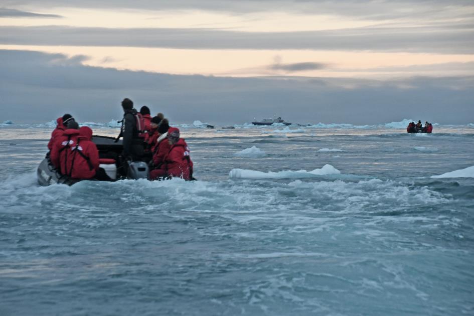 D:\DataFoto\Foto's - Reizen\2022-08-30 Noordoost-Groenland\19 Vikingebugt\Best Of\GROE3265y.jpg