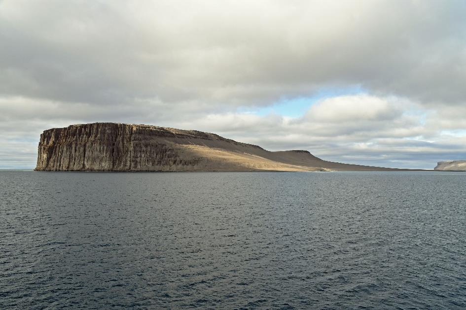 D:\DataFoto\Foto's - Reizen\2023-08-13 Noordwestelijke Doorvaart\33 Beechey Island\Best Of\NWD_3197y.jpg