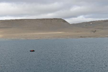 D:\DataFoto\Foto's - Reizen\2023-08-13 Noordwestelijke Doorvaart\34 Beechey Island - Science Boat\Best Of\NWD_3212y.jpg