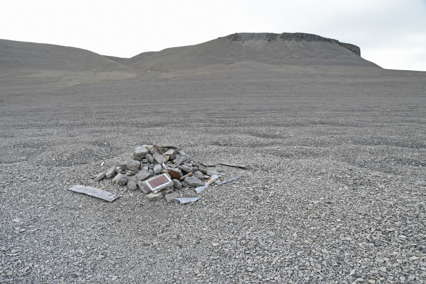 D:\DataFoto\Foto's - Reizen\2023-08-13 Noordwestelijke Doorvaart\33 Beechey Island\Best Of\NWD_3268y.jpg