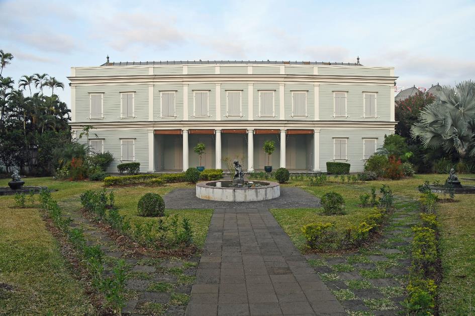 D:\DataFoto\Foto's - Reizen\2023-10-16 La Reunion\01 Saint-Denis\Best Of\REU_0048y.jpg