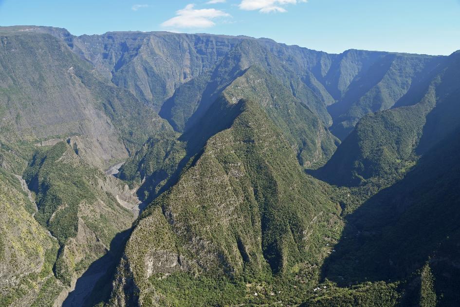D:\DataFoto\Foto's - Reizen\2023-10-16 La Reunion\17 Bois Court - Le Grand Bassin\Best Of\REU_0923y.jpg
