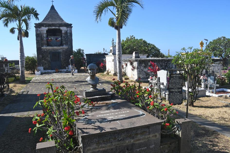 D:\DataFoto\Foto's - Reizen\2023-10-16 La Reunion\40 Cimetiere Marin\Best Of\REU_2577y.jpg