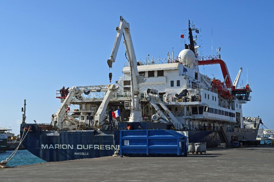 D:\DataFoto\Foto's - Reizen\2023-10-16 La Reunion\41 Boottocht catamaran\Best Of\REU_2593y.jpg