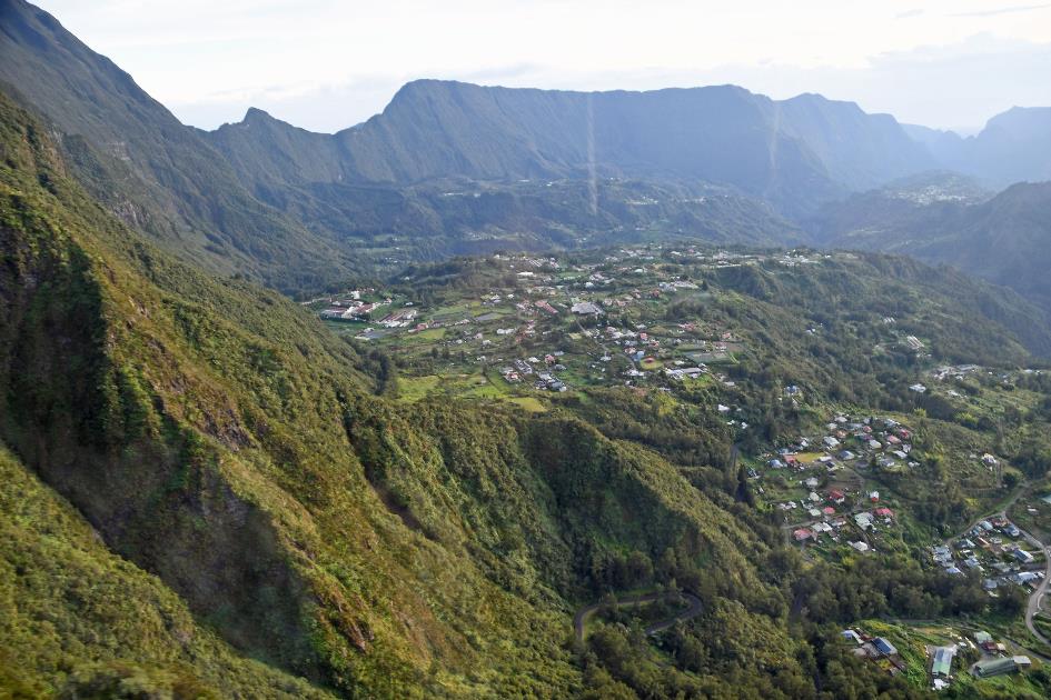 D:\DataFoto\Foto's - Reizen\2023-10-16 La Reunion\42 Helikoptervlucht\_Best Of\REU_2725y.jpg