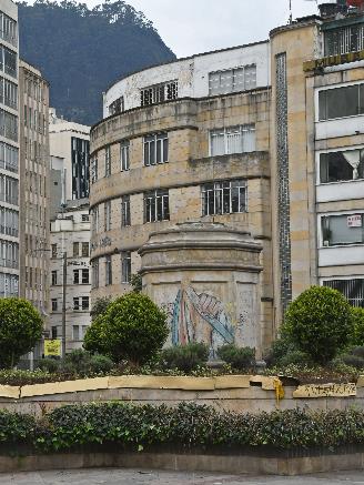 D:\DataFoto\Foto's - Reizen\2024-03-01 Colombia (herschikt)\42 Bogota Wandeling\Best Of\COL_2935q.jpg