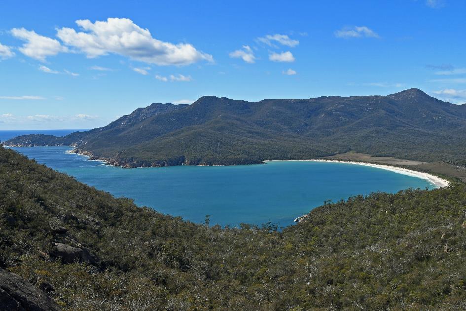 D:\DataFoto\Foto's - Reizen\2024-10-31b Tasmanie\69 Freycinet NP Wineglass Bay\Best Of\AUT_4187y.jpg