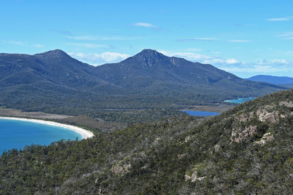 D:\DataFoto\Foto's - Reizen\2024-10-31b Tasmanie\69 Freycinet NP Wineglass Bay\Best Of\AUT_4190y.jpg